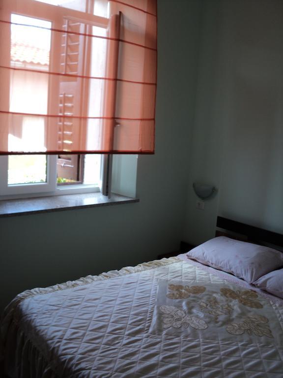 Apartment Mandrac Novigrad Istria Zimmer foto